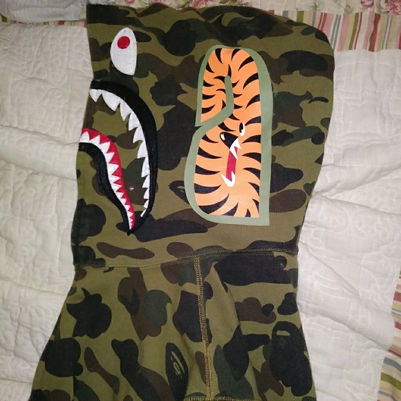 Bape jacket - Picture 7 of 7